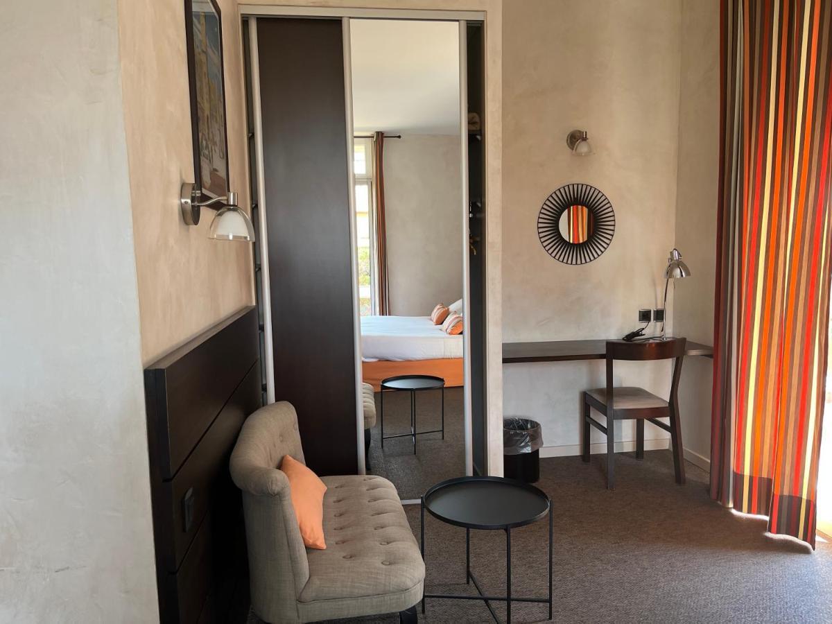 Hotel Le Synaya Sanary-sur-Mer Bagian luar foto