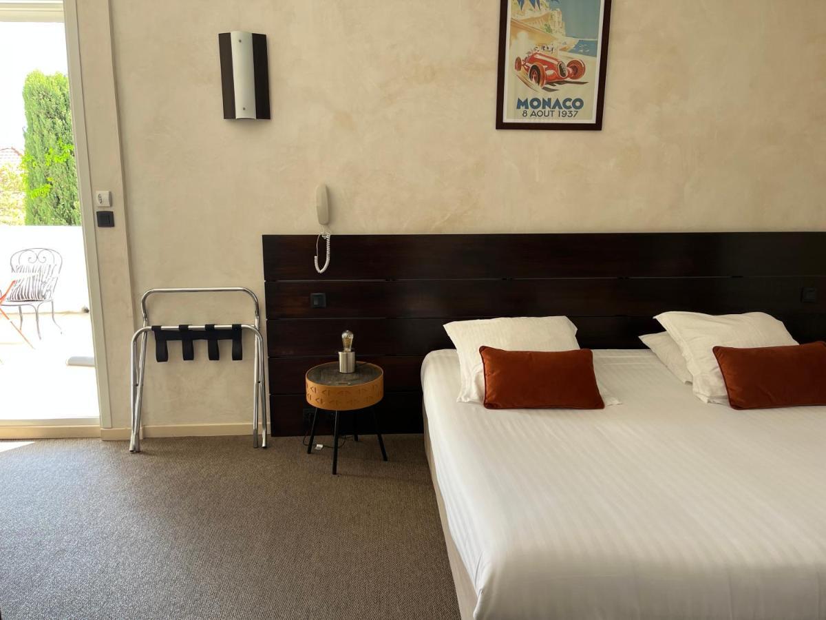 Hotel Le Synaya Sanary-sur-Mer Bagian luar foto