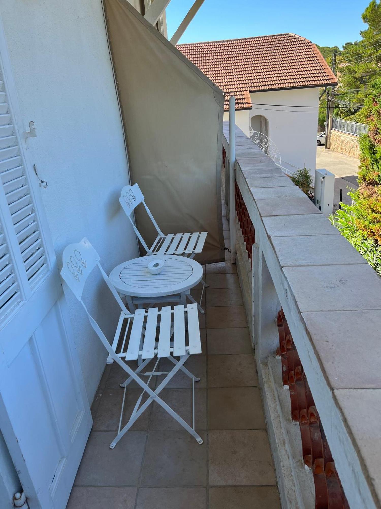 Hotel Le Synaya Sanary-sur-Mer Bagian luar foto
