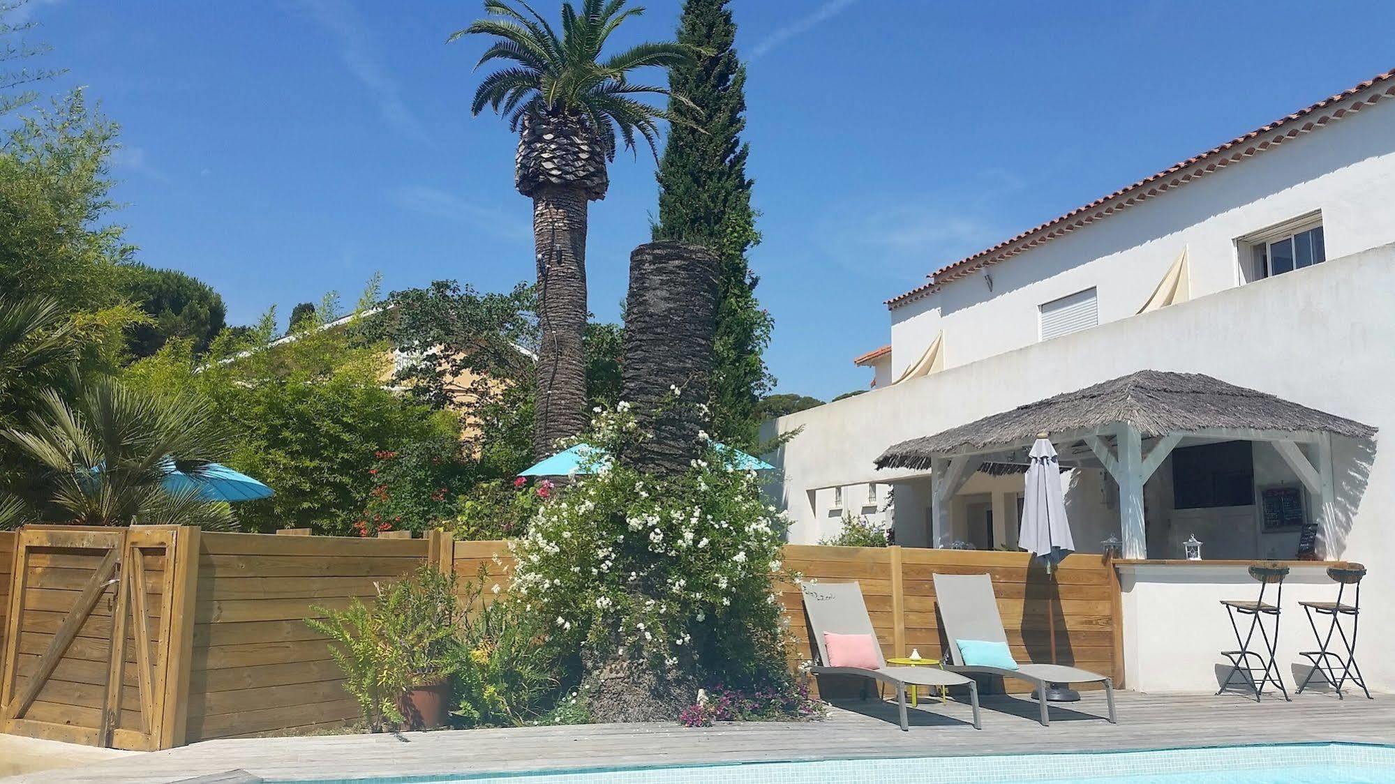 Hotel Le Synaya Sanary-sur-Mer Bagian luar foto