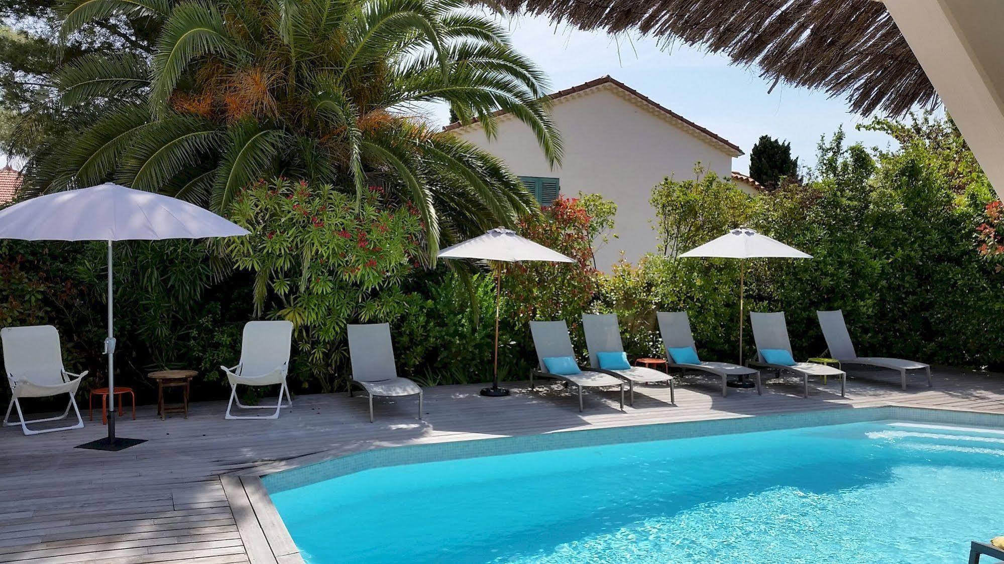 Hotel Le Synaya Sanary-sur-Mer Bagian luar foto
