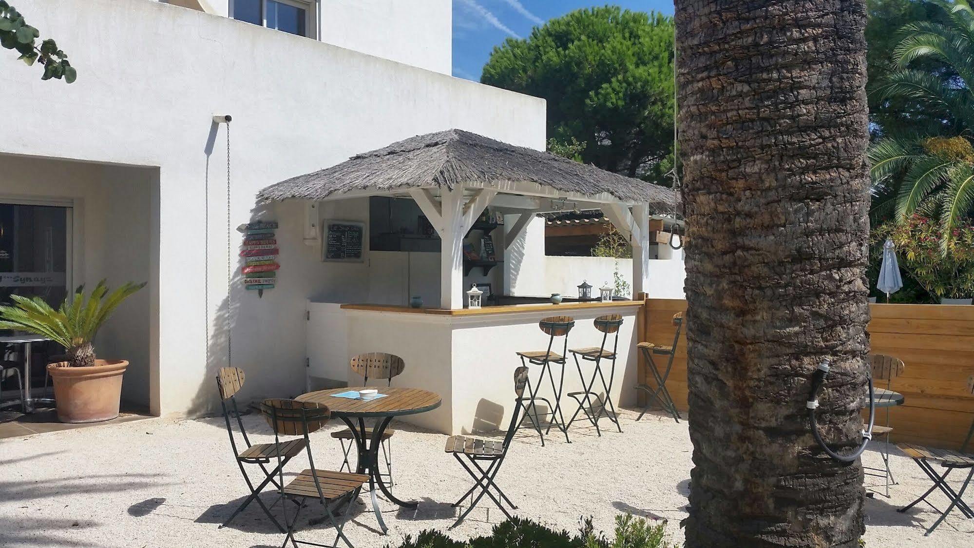 Hotel Le Synaya Sanary-sur-Mer Bagian luar foto