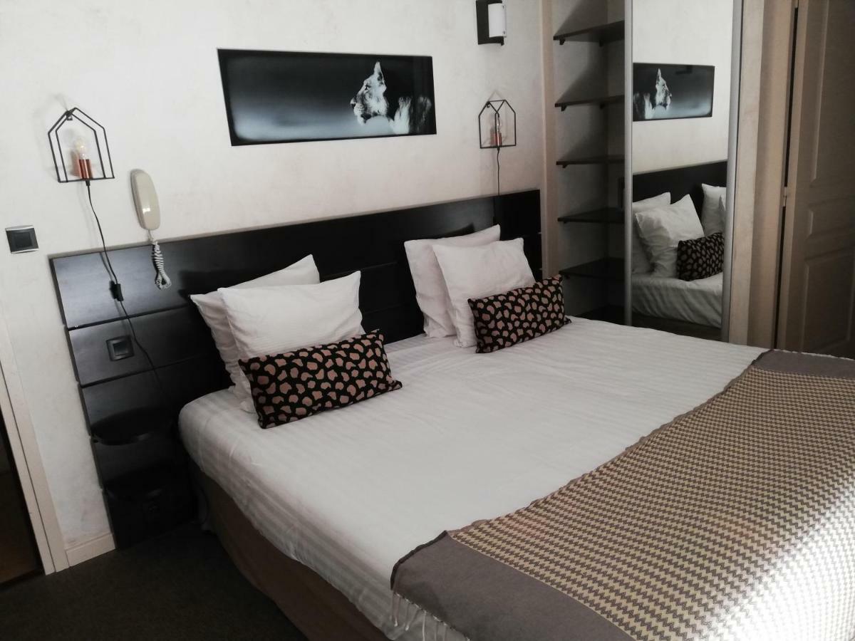 Hotel Le Synaya Sanary-sur-Mer Bagian luar foto